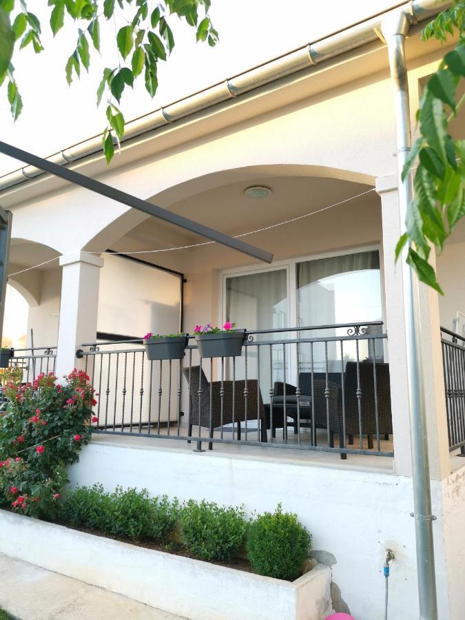 Sea Dream Apartments Бибине Екстериор снимка
