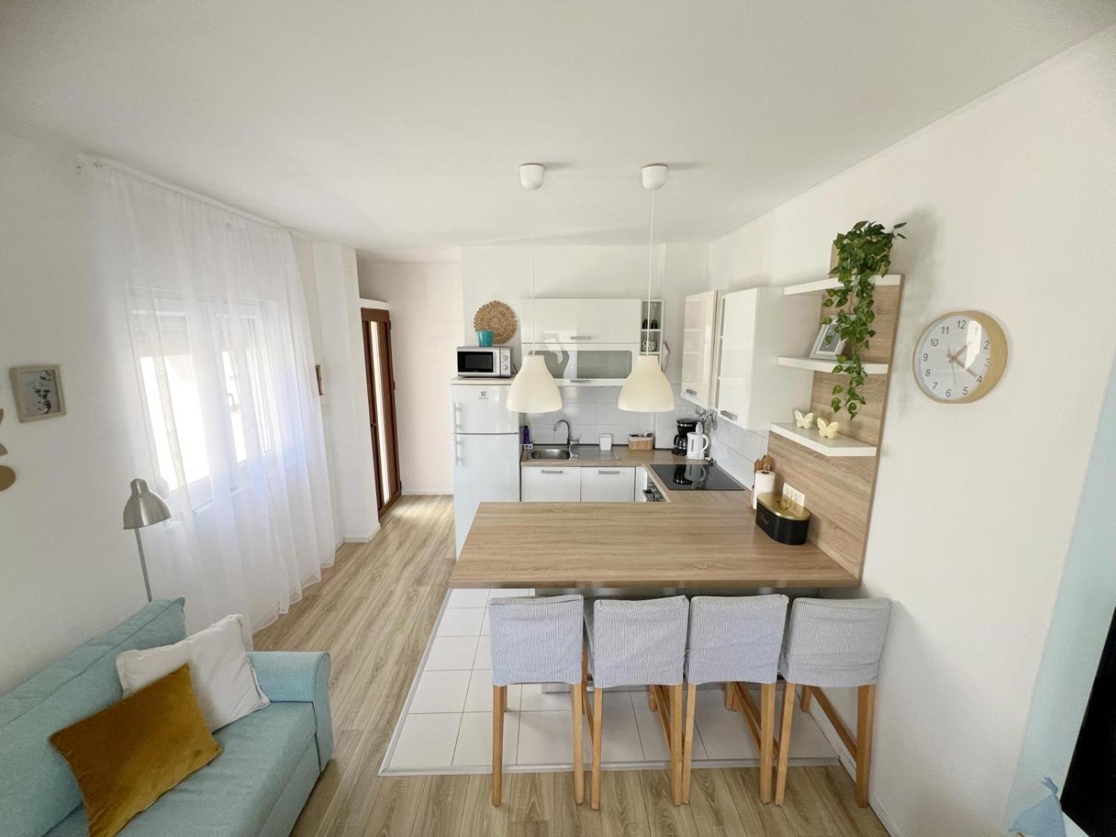 Sea Dream Apartments Бибине Екстериор снимка